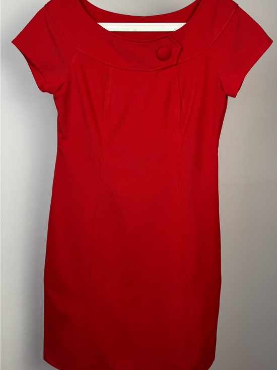 madison leigh Dresses & Skirts - Red Madison Leigh Sheath Dress Size 8 Elegant Cocktail Work Office